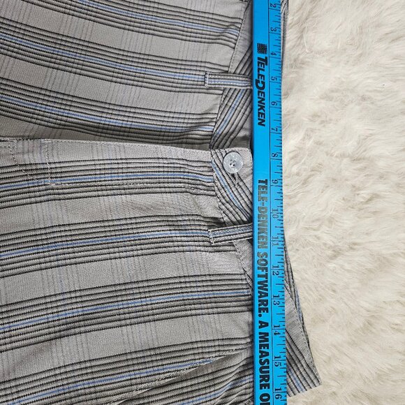 Vans Men’s Gray Striped Shorts Size 32 - Picture 3 of 10